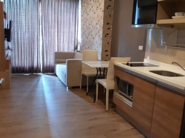 Condo Rhythm Sukhumvit 50 ขนาด35 ตรม ชั้น8 วิวสวน ปล่อยเช่า 18,000฿ต่อเดือนสัญญา1 ปี มัดจำ ล่วงหน้าหน้า 2 เดือน