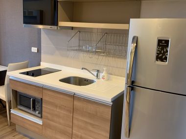 Condo Rhythm Sukhumvit 50 ขนาด35 ตรม ชั้น8 วิวสวน ปล่อยเช่า 18,000฿ต่อเดือนสัญญา1 ปี มัดจำ ล่วงหน้าหน้า 2 เดือน