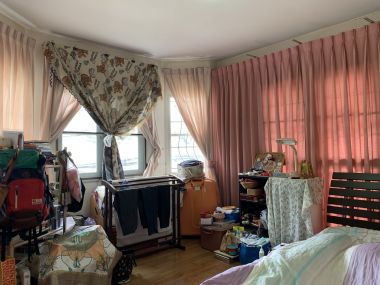 * ขายด่วน! ** หมู่บ้านอารียาชบา พร้อมให้คุณเป็นเจ้าของเพียง 7,800,000 บาท (รวมทุกอย่างแล้ว) บ้านเลขที่รวมได้เลข 8 สงบ ร่มรื่น เนื้อที่ 65ตารางวา 260ตารางเมตร 3 ห้องนอน 3 ห้องน้ำ