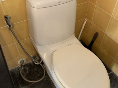 * ขายด่วน! ** หมู่บ้านอารียาชบา พร้อมให้คุณเป็นเจ้าของเพียง 7,800,000 บาท (รวมทุกอย่างแล้ว) บ้านเลขที่รวมได้เลข 8 สงบ ร่มรื่น เนื้อที่ 65ตารางวา 260ตารางเมตร 3 ห้องนอน 3 ห้องน้ำ