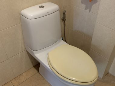 * ขายด่วน! ** หมู่บ้านอารียาชบา พร้อมให้คุณเป็นเจ้าของเพียง 7,800,000 บาท (รวมทุกอย่างแล้ว) บ้านเลขที่รวมได้เลข 8 สงบ ร่มรื่น เนื้อที่ 65ตารางวา 260ตารางเมตร 3 ห้องนอน 3 ห้องน้ำ