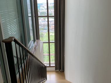 ให้เช่า Duplex The Emporio Place ใกล้ BTS พร้อมพงษ์ เจ้าของขายเอง