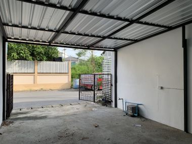 $43,000 : new renovation 3 bedrooms, 2 bathrooms, large kitchen