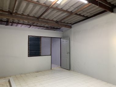 $43,000 : new renovation 3 bedrooms, 2 bathrooms, large kitchen