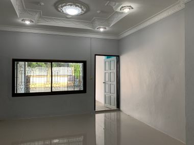 $43,000 : new renovation 3 bedrooms, 2 bathrooms, large kitchen