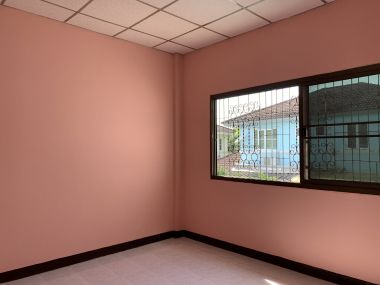 $43,000 : new renovation 3 bedrooms, 2 bathrooms, large kitchen