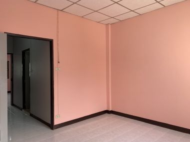 $43,000 : new renovation 3 bedrooms, 2 bathrooms, large kitchen