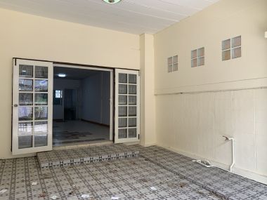 $36,000 to be owner 3 beds 2 baht