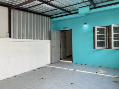 $36,000 to be owner Busakorn Village 2 beds 1 baht newly renovated