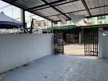 $36,000 to be owner Busakorn Village 2 beds 1 baht newly renovated