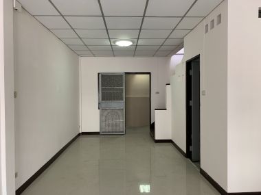 $36,000 to be owner Busakorn Village 2 beds 1 baht newly renovated