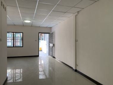 $36,000 to be owner Busakorn Village 2 beds 1 baht newly renovated