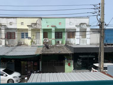 $36,000 to be owner Busakorn Village 2 beds 1 baht newly renovated