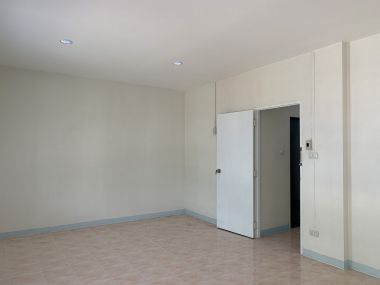 $48,500 to be owner 3 beds 2 baht Large kitchen room nonthaburi