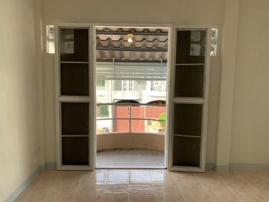 $48,500 to be owner 3 beds 2 baht Large kitchen room nonthaburi