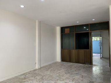 $48,500 to be owner 3 beds 2 baht Large kitchen room nonthaburi