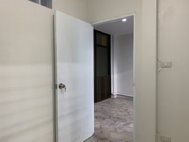 $48,500 to be owner 3 beds 2 baht Large kitchen room nonthaburi