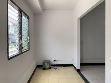 $40,000 to be owner 3 beds 2 baht nonthaburi