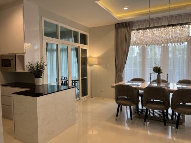 ขาย/ให้เช่า พูลวิลล่าติดเลคในสนามกอล์ฟ ตกแต่งสวย