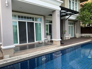 ขาย/ให้เช่า พูลวิลล่าติดเลคในสนามกอล์ฟ ตกแต่งสวย