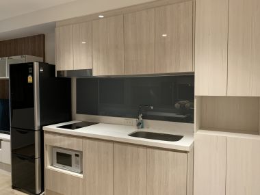 ปล่อยเช่า! Runesu Thonglor 5 ในราคาเพียง 25,000บาท/เดือน 1 ห้องนอน 1 ห้องน้ำ 35ตรม. ใกล้ BTS ทองหล่อ เฟอร์นิเจอร์ครบพร้อมเข้าอยู่