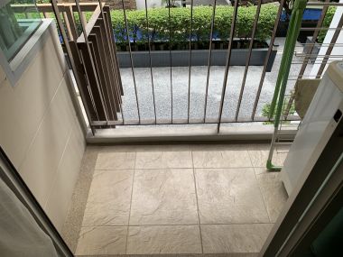 ** Hot Deal! ** For rent/sale at The Clover Thonglor 1 Bedroom 1 Bathroom Fully furnished