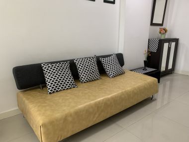 ** Hot Deal! ** For rent/sale at The Clover Thonglor 1 Bedroom 1 Bathroom Fully furnished