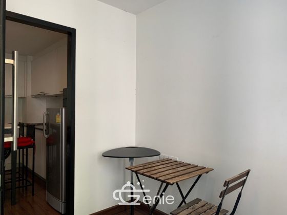 For Rent ! D 65 Condominium 18,000 baht/month 2 Bedroom 1 Bathroom Size 60 sq.m. Near BTS Phra Khanong Code PROP000221