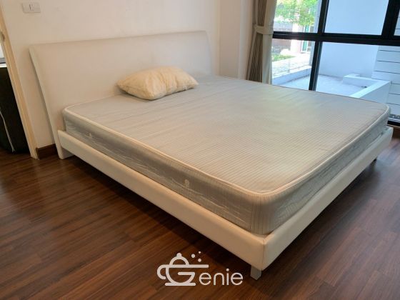 For Rent ! D 65 Condominium 18,000 baht/month 2 Bedroom 1 Bathroom Size 60 sq.m. Near BTS Phra Khanong Code PROP000221