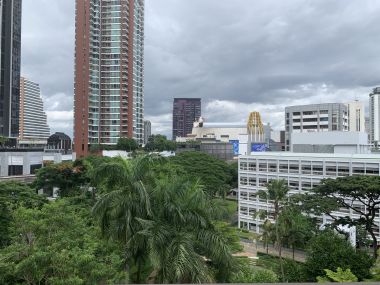 ** Hot Deal! ** For Sale at Condo One Thonglor Style Low Rise 1 Bedroom 1 Bathroom 5,500,000THB Fully furnished