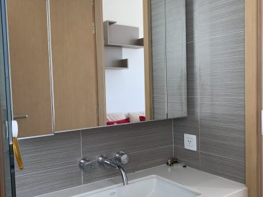 ** Super Deal! ** Siri at Sukhumvit ให้เช่า ราคาพิเศษเพียง 45,000บาท/เดือน 2 ห้องนอน 2 ห้องน้ำ 73ตรม. ใกล้ BTS ทองหล่อ เฟอร์นิเจอร์ครบพร้อมเข้าอยู่
