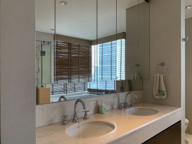 For sale at Wilshire Sukhumvit 22  4 Bedroom , 3 Bathroom + maid room + 2 parking 55,000,000 Baht Transfer fee50/50 Fully furnished