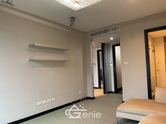 For sale at Wilshire Sukhumvit 22 4 Bedroom , 3 Bathroom + maid room + 2 parking 55,000,000 Baht Transfer fee50/50 Fully furnished