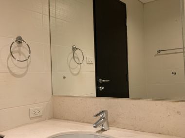 For sale at Wilshire Sukhumvit 22  4 Bedroom , 3 Bathroom + maid room + 2 parking 55,000,000 Baht Transfer fee50/50 Fully furnished