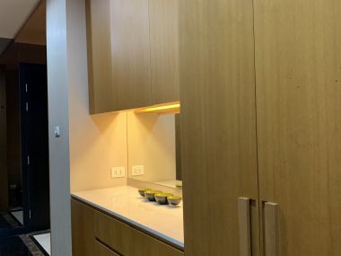 For sale at Wilshire Sukhumvit 22  4 Bedroom , 3 Bathroom + maid room + 2 parking 55,000,000 Baht Transfer fee50/50 Fully furnished