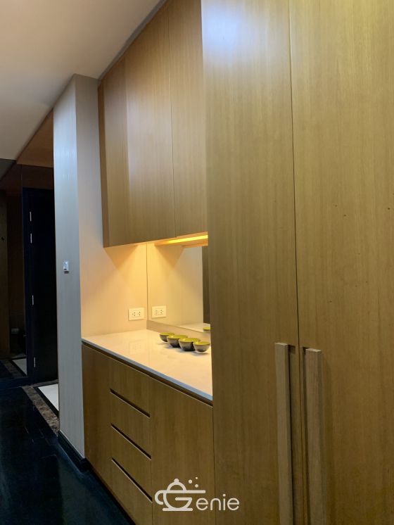 For sale at Wilshire Sukhumvit 22 4 Bedroom , 3 Bathroom + maid room + 2 parking 55,000,000 Baht Transfer fee50/50 Fully furnished