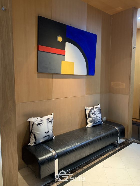 For sale at Wilshire Sukhumvit 22 4 Bedroom , 3 Bathroom + maid room + 2 parking 55,000,000 Baht Transfer fee50/50 Fully furnished