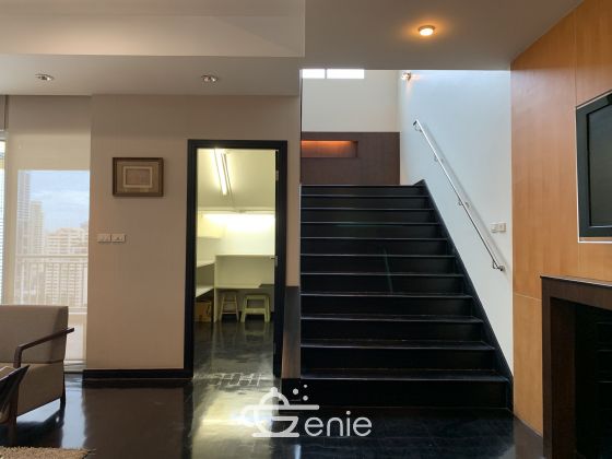 For sale at Wilshire Sukhumvit 22 4 Bedroom , 3 Bathroom + maid room + 2 parking 55,000,000 Baht Transfer fee50/50 Fully furnished