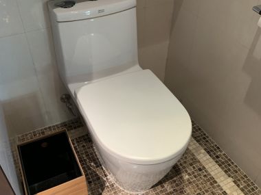 For sale at Wilshire Sukhumvit 22  4 Bedroom , 3 Bathroom + maid room + 2 parking 55,000,000 Baht Transfer fee50/50 Fully furnished