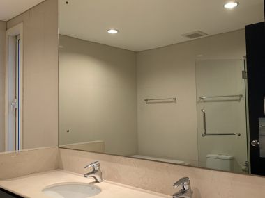 For sale at Wilshire Sukhumvit 22  4 Bedroom , 3 Bathroom + maid room + 2 parking 55,000,000 Baht Transfer fee50/50 Fully furnished