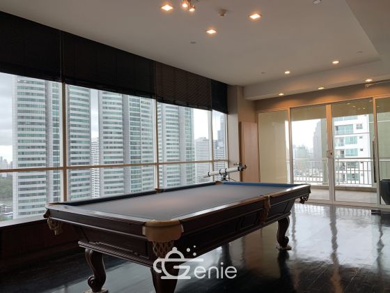 For sale at Wilshire Sukhumvit 22 4 Bedroom , 3 Bathroom + maid room + 2 parking 55,000,000 Baht Transfer fee50/50 Fully furnished