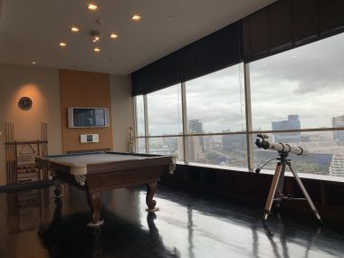 For sale at Wilshire Sukhumvit 22  4 Bedroom , 3 Bathroom + maid room + 2 parking 55,000,000 Baht Transfer fee50/50 Fully furnished