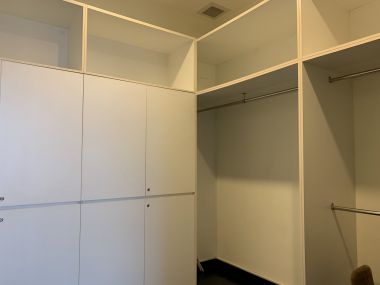 For sale at Wilshire Sukhumvit 22  4 Bedroom , 3 Bathroom + maid room + 2 parking 55,000,000 Baht Transfer fee50/50 Fully furnished