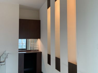 For sale at Wilshire Sukhumvit 22  4 Bedroom , 3 Bathroom + maid room + 2 parking 55,000,000 Baht Transfer fee50/50 Fully furnished