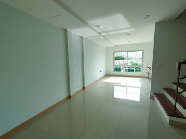 Homeoffcie near Impact, Muang Thong Thani 300 Sqm. 4-storey only 6.8 MB