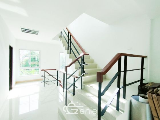 Homeoffcie near Impact, Muang Thong Thani 300 Sqm. 4-storey only 6.8 MB