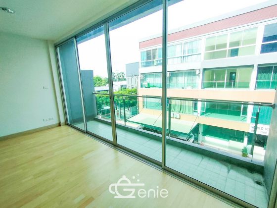 Homeoffcie near Impact, Muang Thong Thani 300 Sqm. 4-storey only 6.8 MB