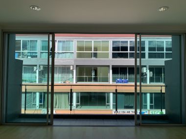 Homeoffcie near Impact, Muang Thong Thani 300 Sqm. 4-storey only 6.8 MB