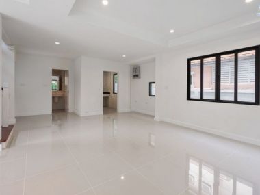 บ้านเดี่ยว ม.ชัยพฤกษ์ วัดลาดปลาดุก ใกล้เซ็นทรัลเวสต์เกต ทางด่วน กาญจนาภิเษก และ เพียง 10 นาที ถึงรถไฟฟ้า สถานีคลองบางไผ่