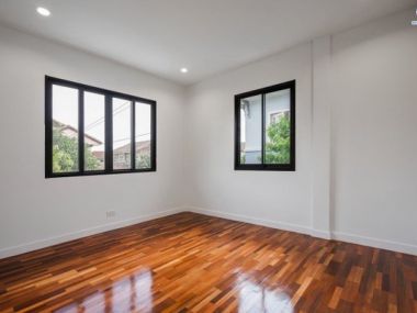 บ้านเดี่ยว ม.ชัยพฤกษ์ วัดลาดปลาดุก ใกล้เซ็นทรัลเวสต์เกต ทางด่วน กาญจนาภิเษก และ เพียง 10 นาที ถึงรถไฟฟ้า สถานีคลองบางไผ่